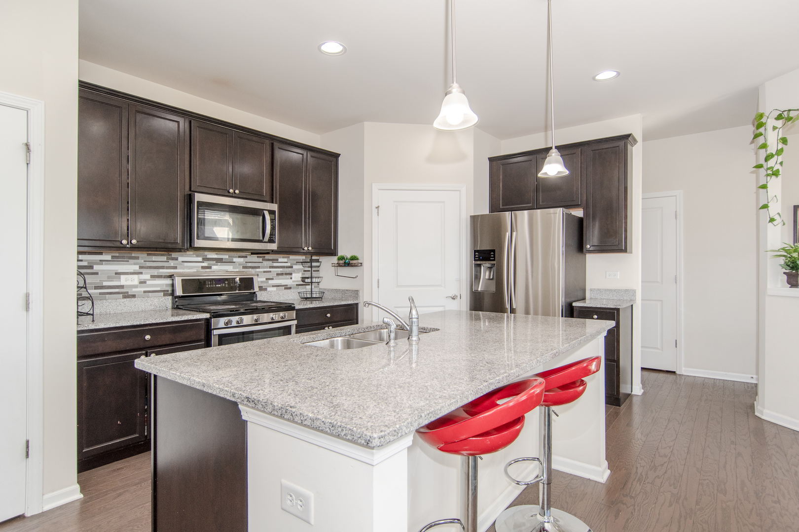 2548 Balsam Cove Road Naperville, IL 60563 - Photo 11 of 63 Gallery Image 11