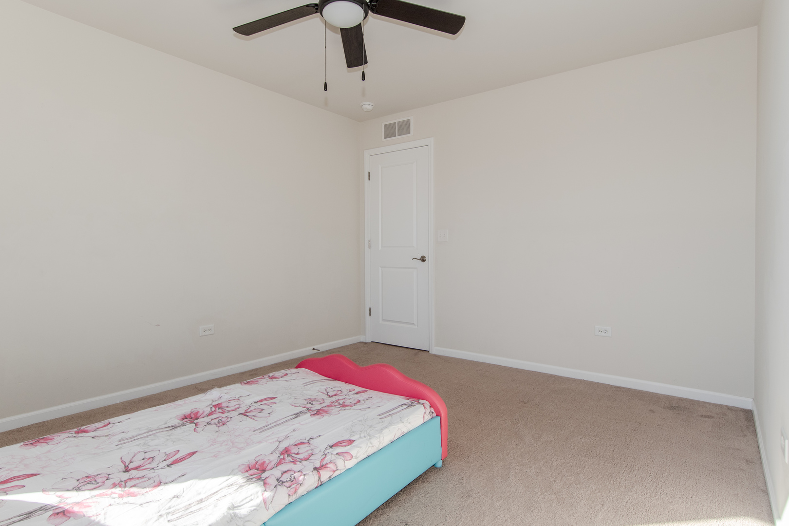 2548 Balsam Cove Road Naperville, IL 60563 - Photo 45 of 63 Gallery Image 45
