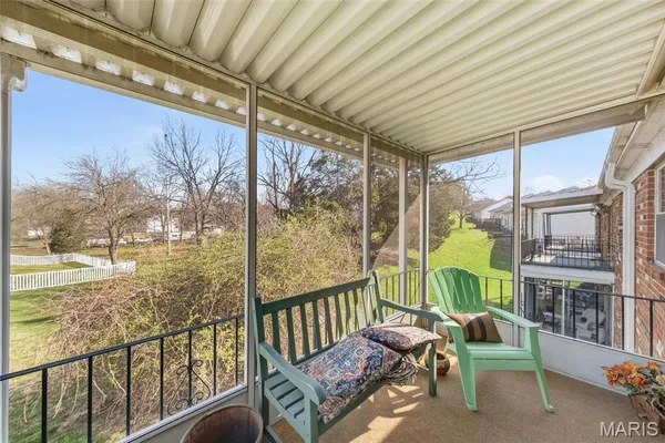 $93,900 | 3104 Denmark Drive, Unit D, Bridgeton, MO 63044