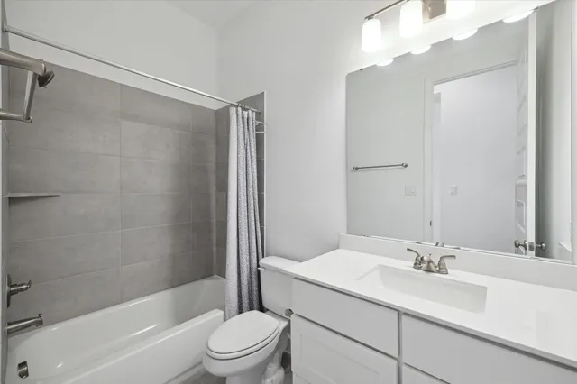 $3,000 | 645 Cape Capri Drive, Katy, TX 77493