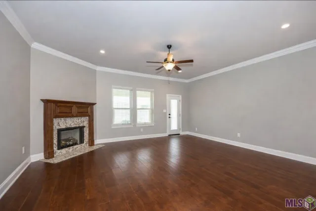 $349,900 | 812 Beaumont Drive, Gonzales, LA 70737