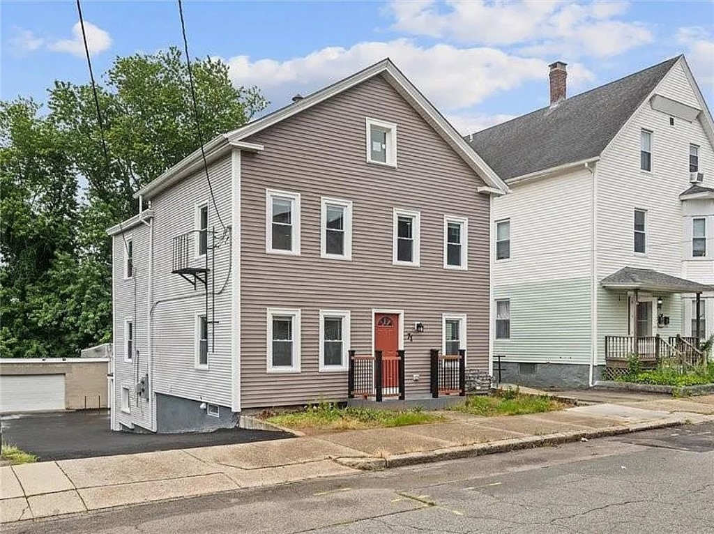 71 1st Avenue, Unit 2 Woonsocket, RI 02895 - Photo 11 of 13