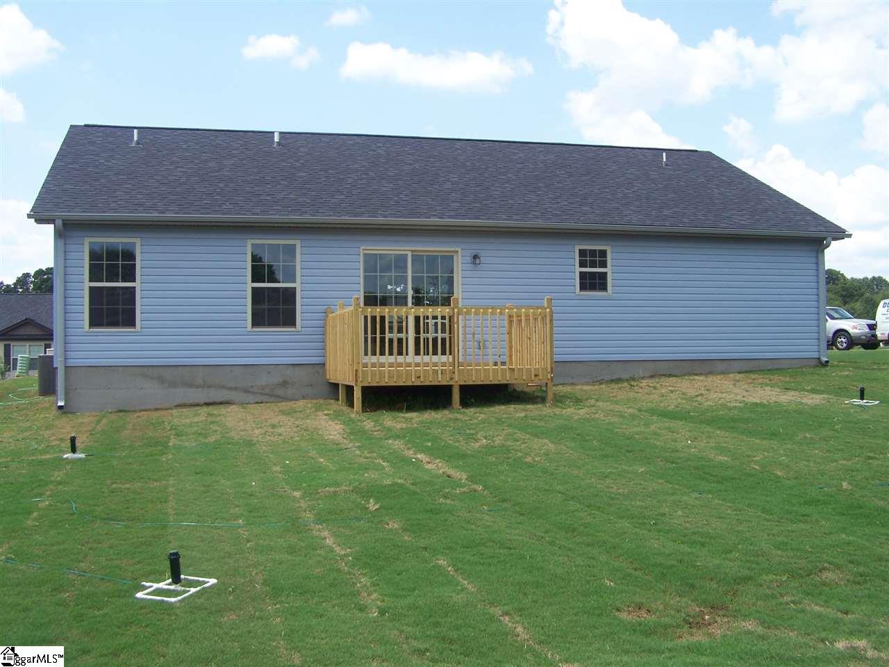 213 Sleepy River Road Simpsonville, SC 29681 - Photo 2 of 5 Gallery Image 2