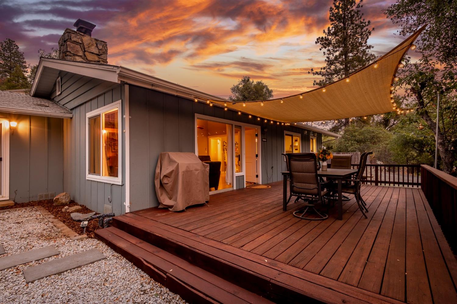 42433 Buckeye Road Oakhurst, CA 93644 - Photo 1 of 41 Gallery Image 1