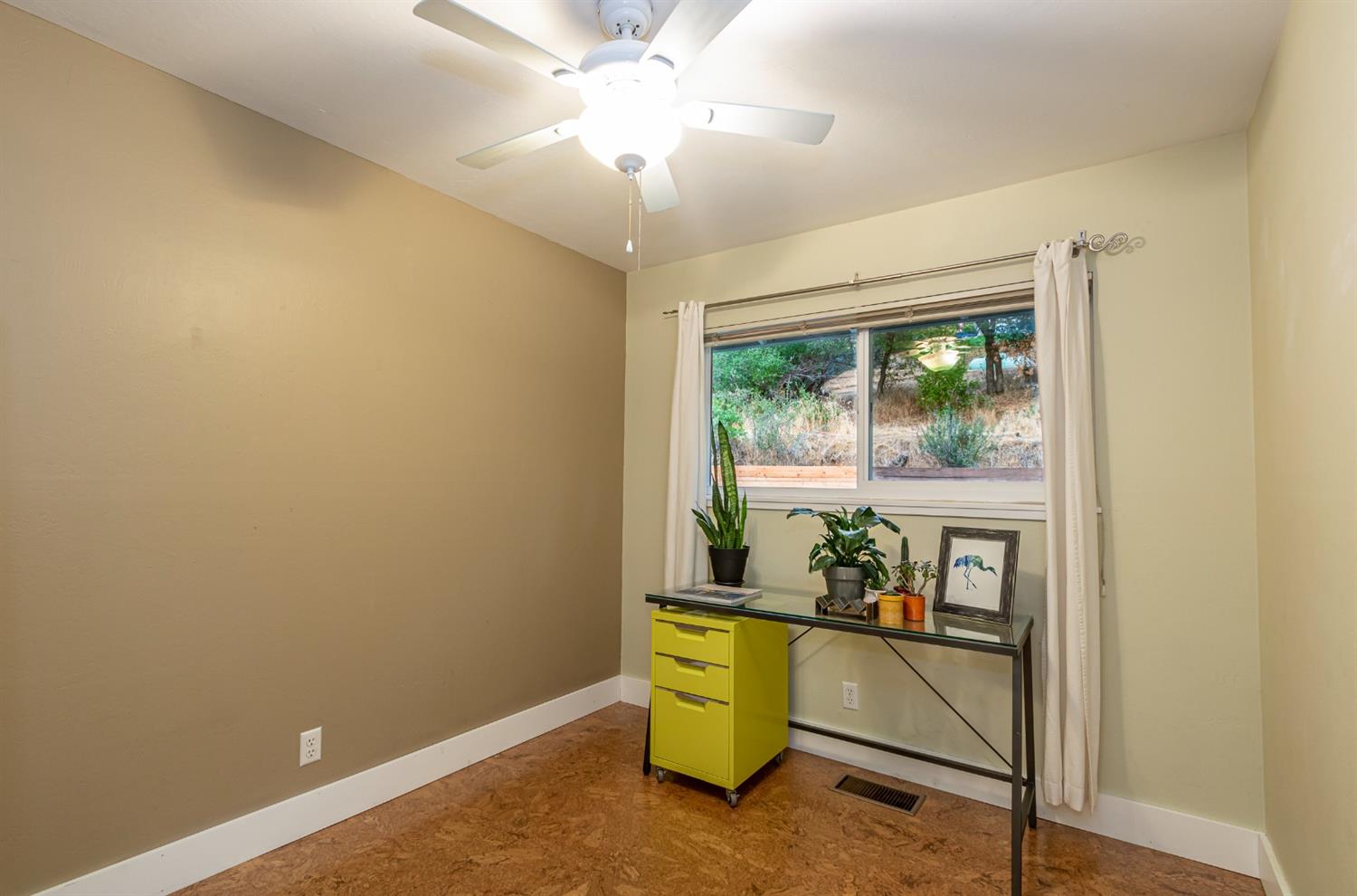 42433 Buckeye Road Oakhurst, CA 93644 - Photo 23 of 41 Gallery Image 23