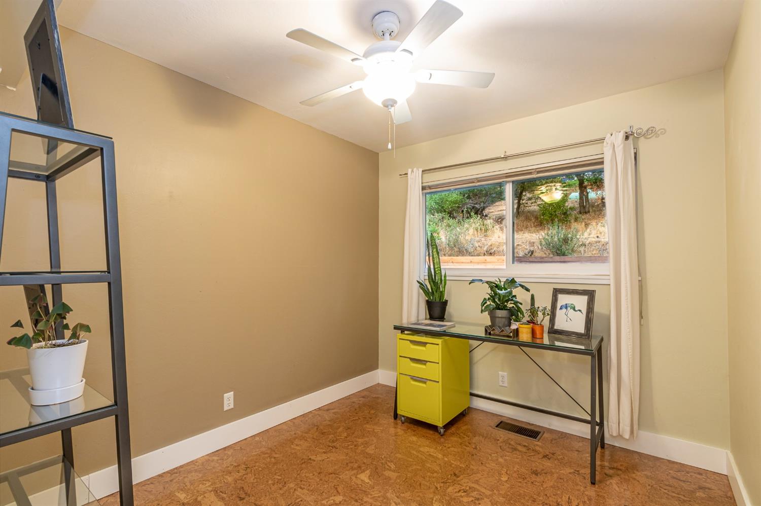 42433 Buckeye Road Oakhurst, CA 93644 - Photo 24 of 41 Gallery Image 24