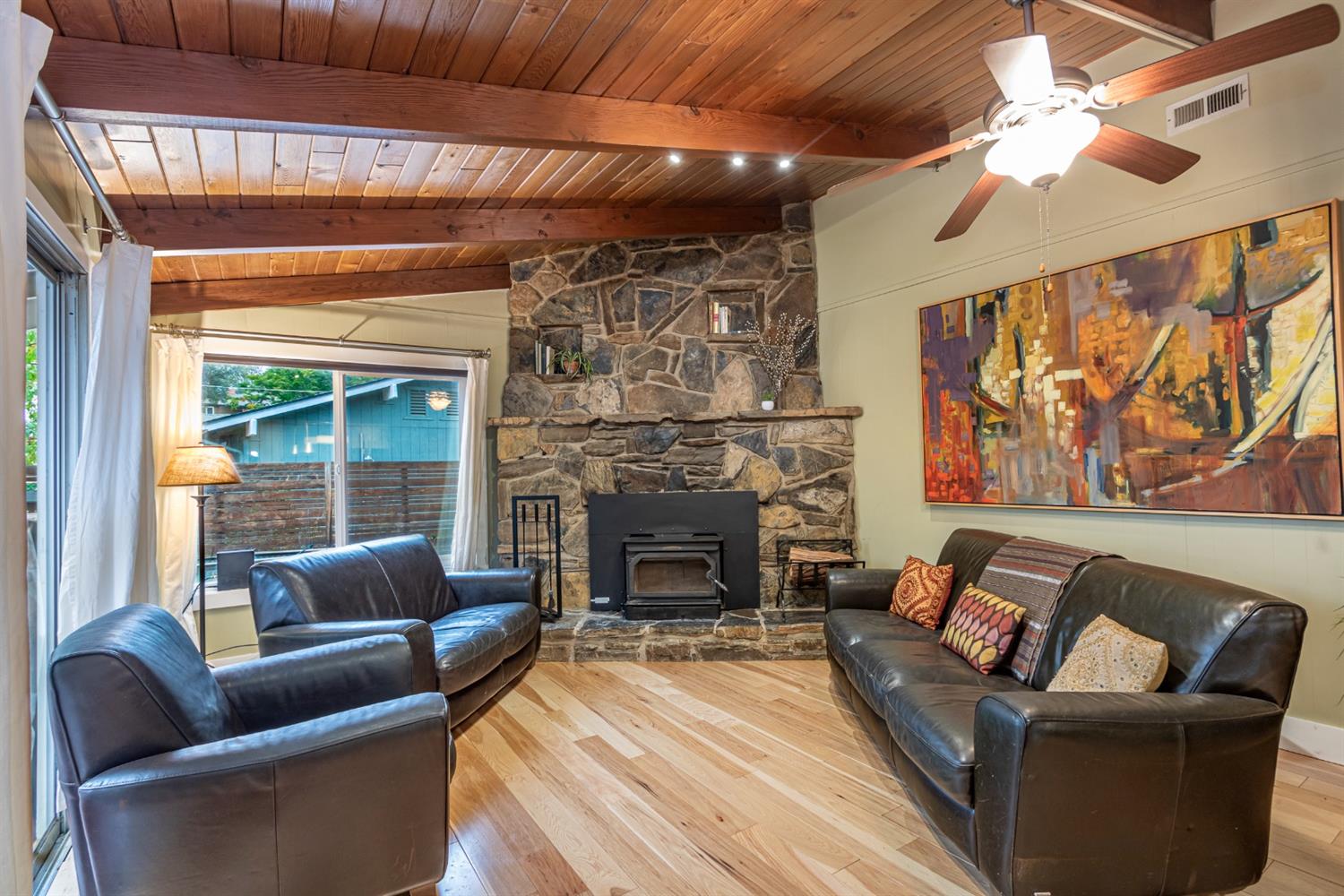42433 Buckeye Road Oakhurst, CA 93644 - Photo 5 of 41 Gallery Image 5