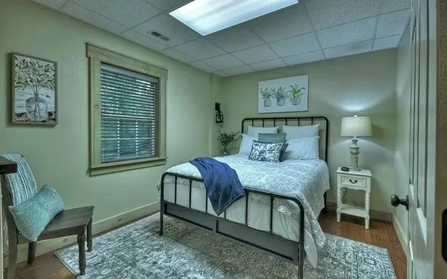 $2,300 | 529 East 2nd Street, Blue Ridge, GA 30513