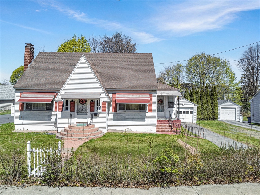 12 West Kenneth Street Lawrence, MA 01843 - Photo 2 of 25