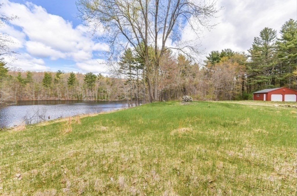 17 Fort Hill Road Webster, MA 01570 - Photo 3 of 7 Gallery Image 3