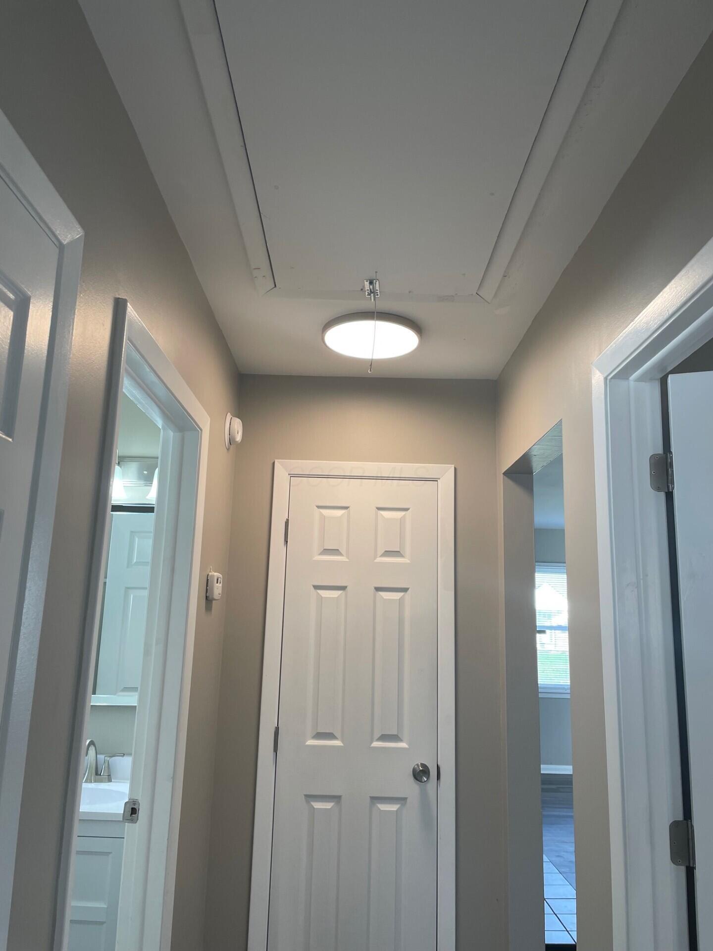 2856 Eastminster Road Columbus, OH 43209 - Photo 8 of 14