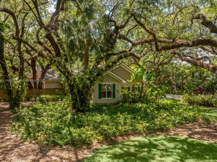 $7,750,000 | 7400 Southwest 47th Court, Miami, FL 33143