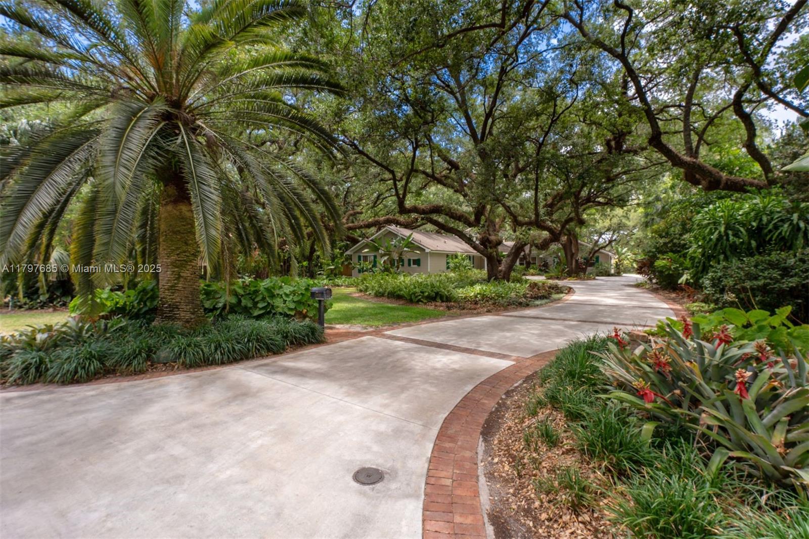 7400 Southwest 47th Court Miami, FL 33143 - Photo 73 of 74 Gorgeous private driveway