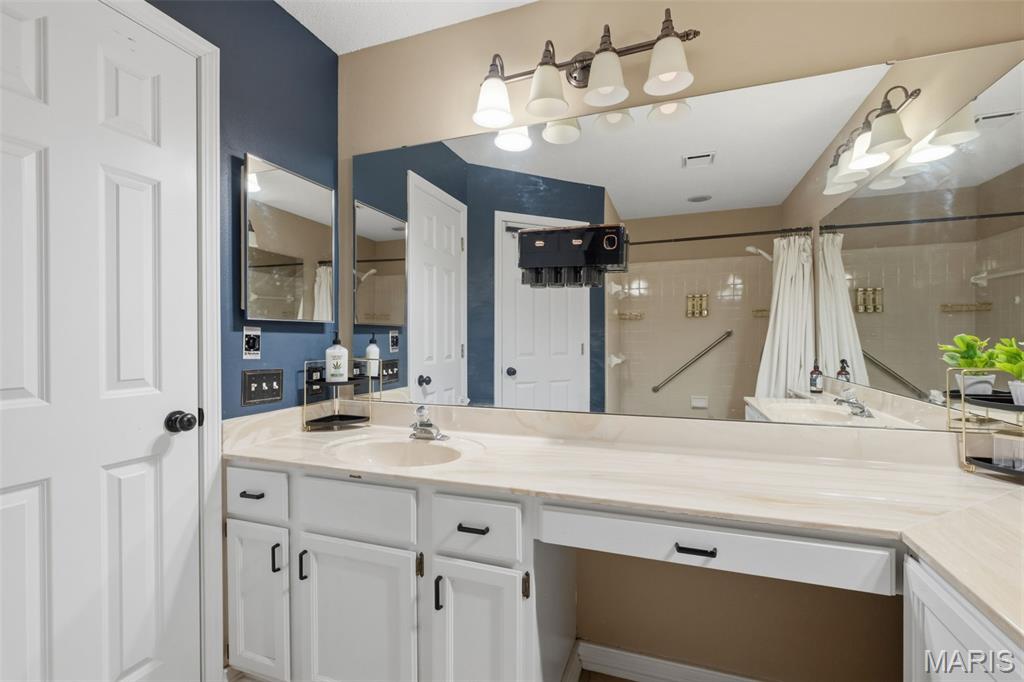 704 Hemingway Lane, Unit E Weldon Spring, MO 63304 - Photo 20 of 66