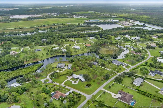 view of outdoor space and yard