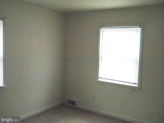 1500 Gleneagle Road Baltimore, MD 21239 - Photo 4 of 10 Master Bedroom