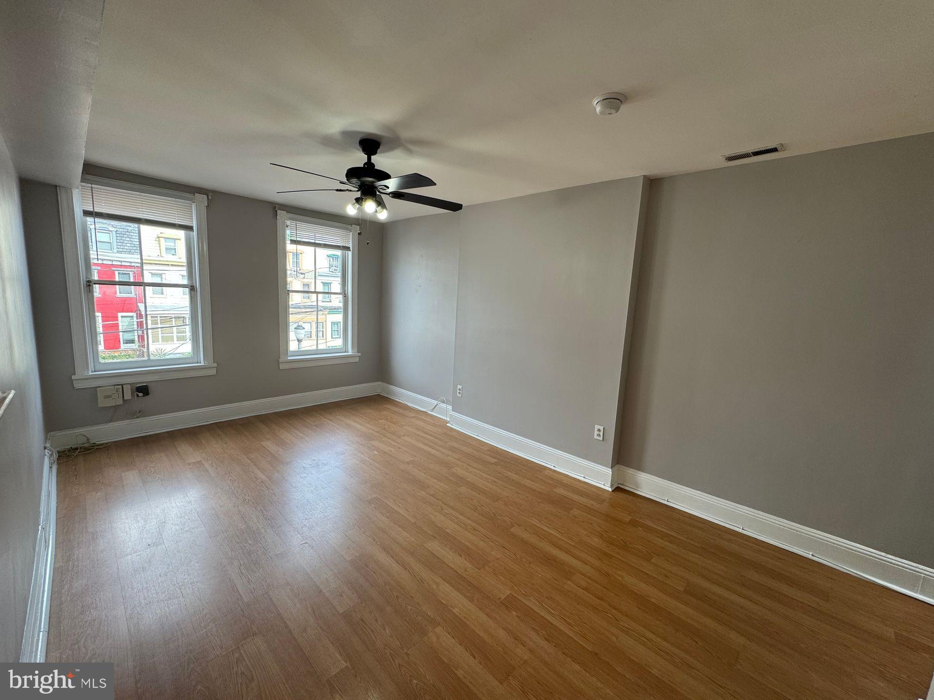 112 Linden Street, Unit 2 Camden, NJ 08102 - Photo 5 of 13