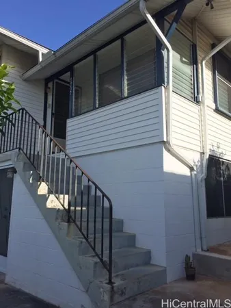 $3,400 | 2207 St Louis Drive, Honolulu, HI 96816