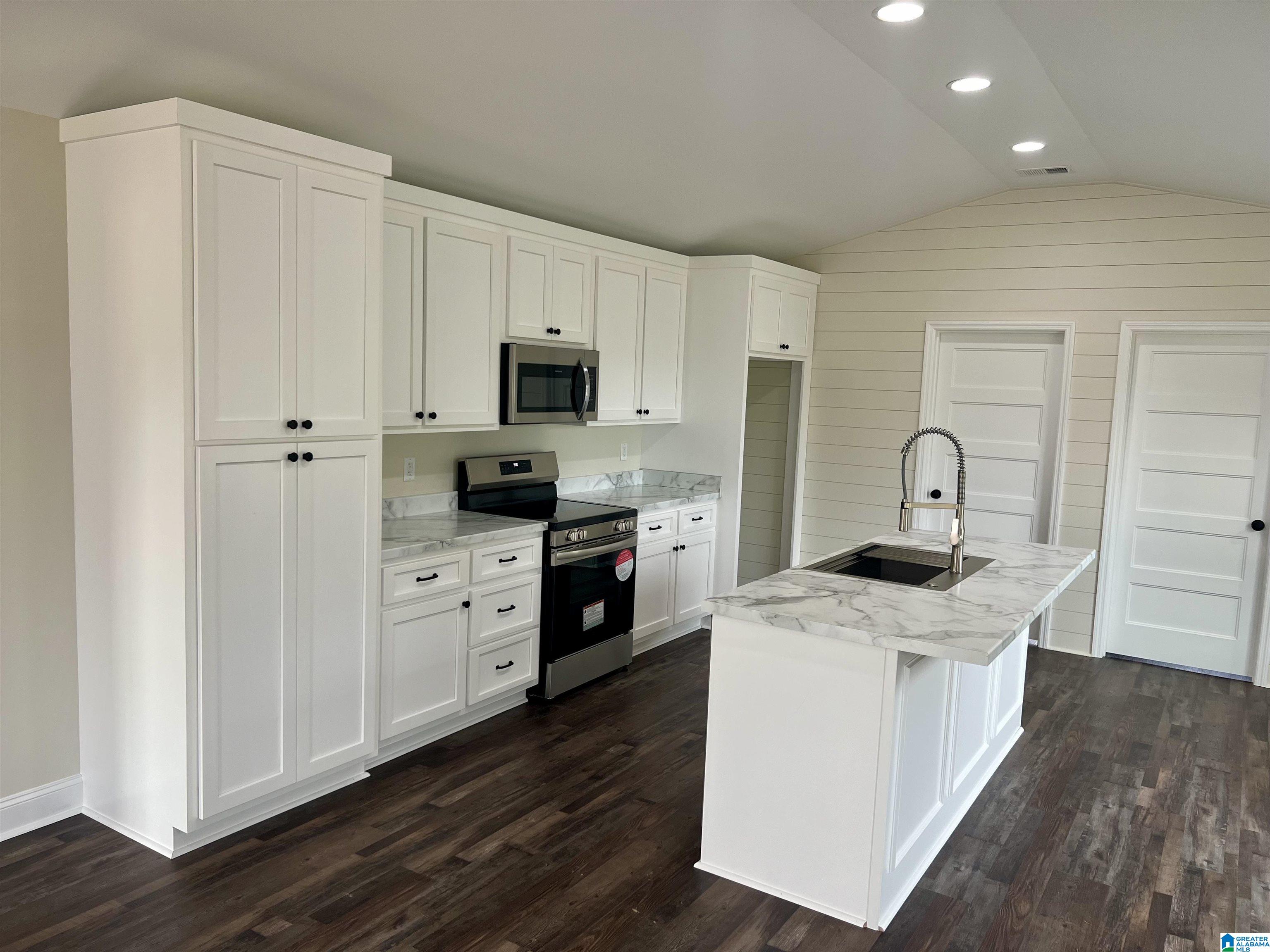 138 Pan Creek Road Baileyton, AL 35019 - Photo 7 of 31