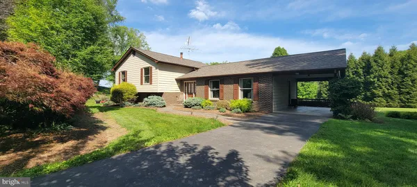 $630,000 | 8604 Burnt Hickory Circle, Frederick, MD 21704