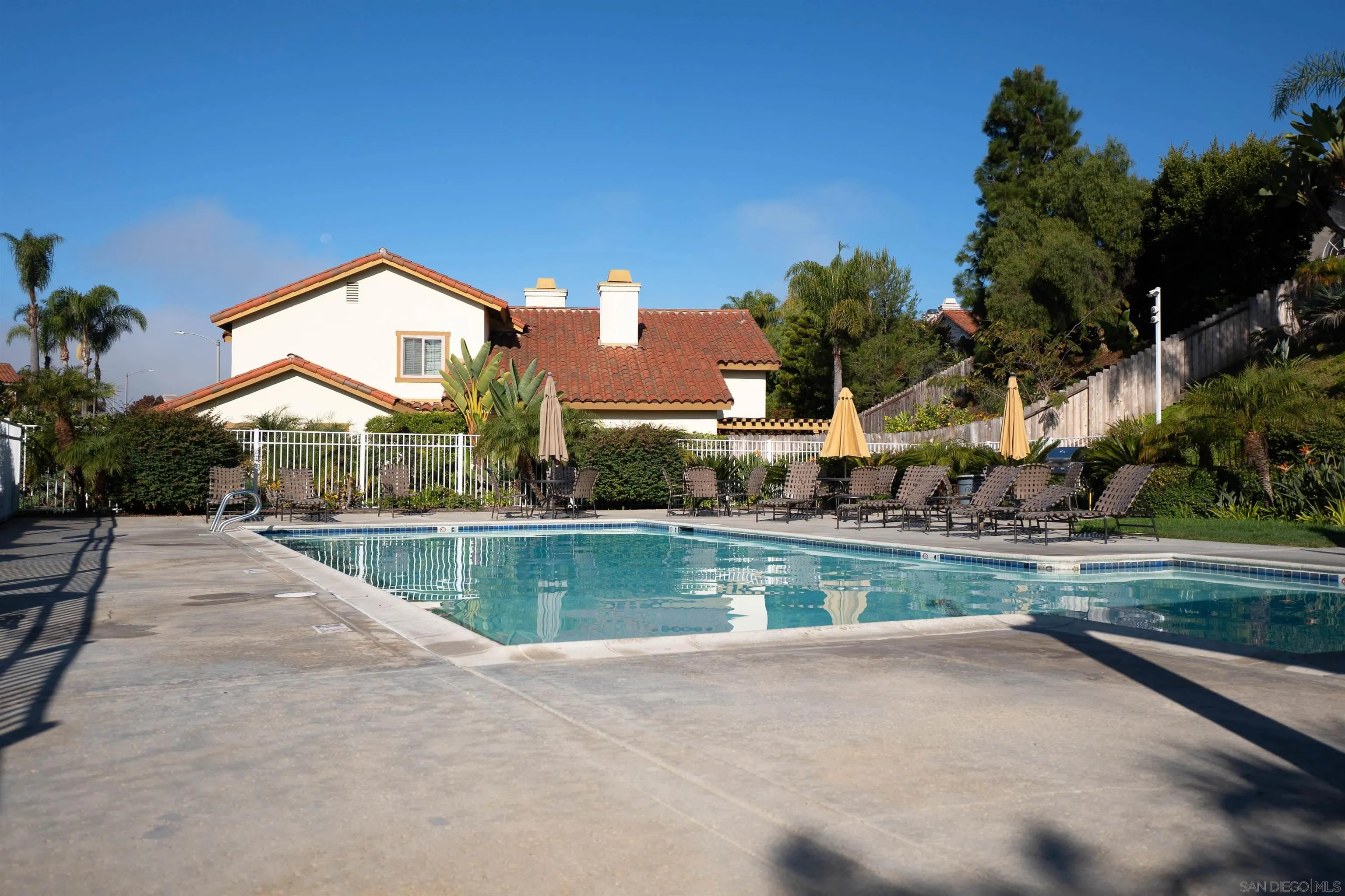 1533 Roma Drive Vista, CA 92081 - Photo 23 of 24