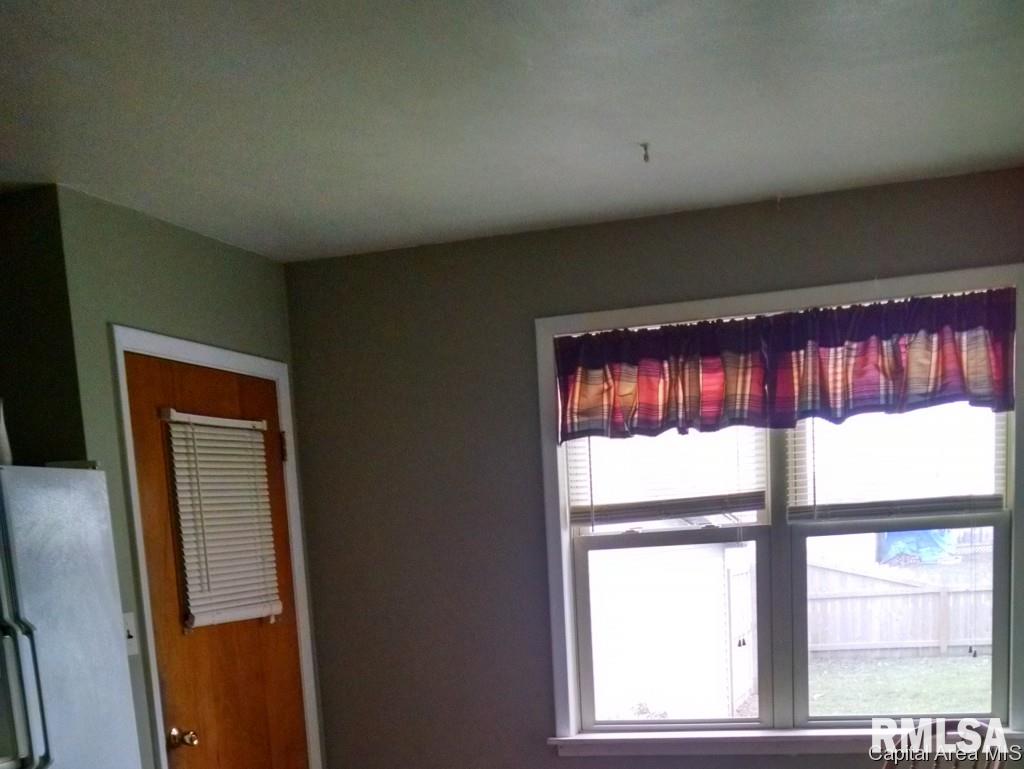 607 Old Rte 36 Alexander, IL 62601 - Photo 14 of 16 Gallery Image 14