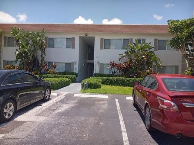 $1,600 | 101 Southeast 6th Avenue, Unit 3, Pompano Beach, FL 33060