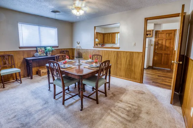 $1,895 | 402 Cottonwood Street, Brenham, TX 77833