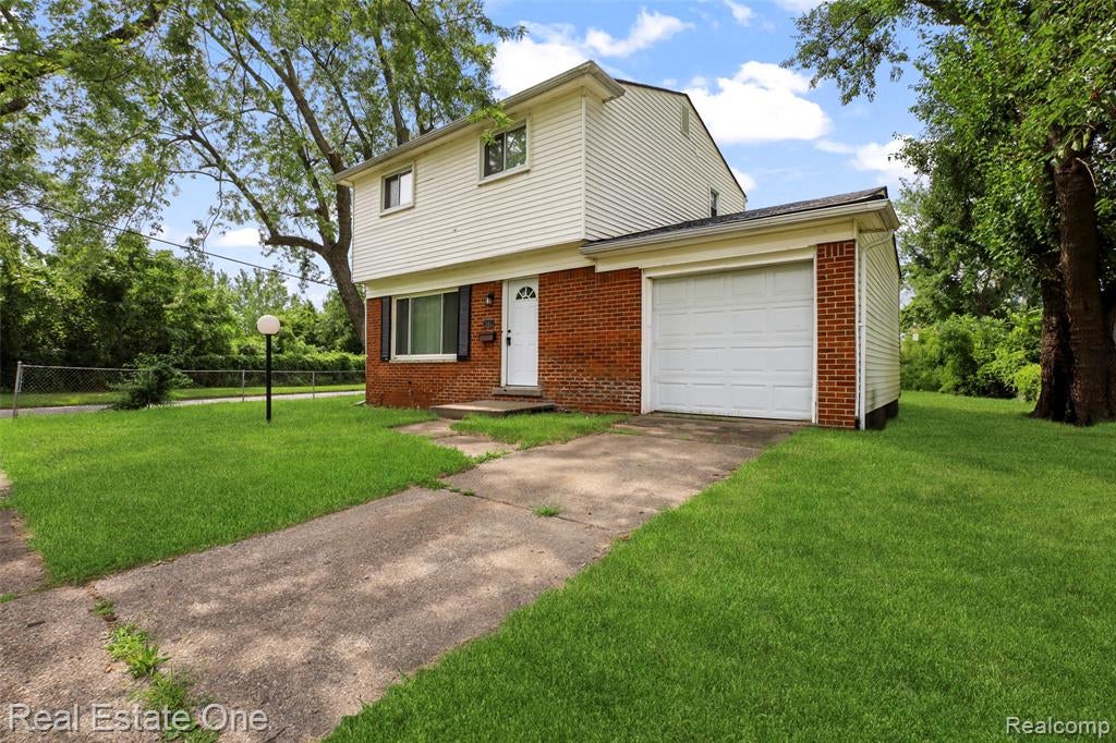 342 Melvin Street River Rouge, MI 48218 - Photo 2 of 30 Gallery Image 2