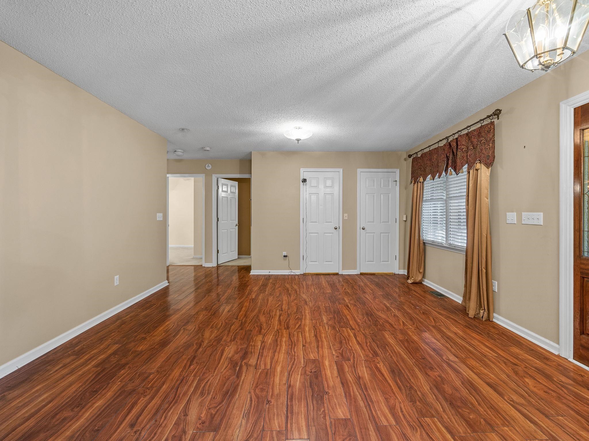 353 Round Ridge Road Spartanburg, SC 29302 - Photo 11 of 45