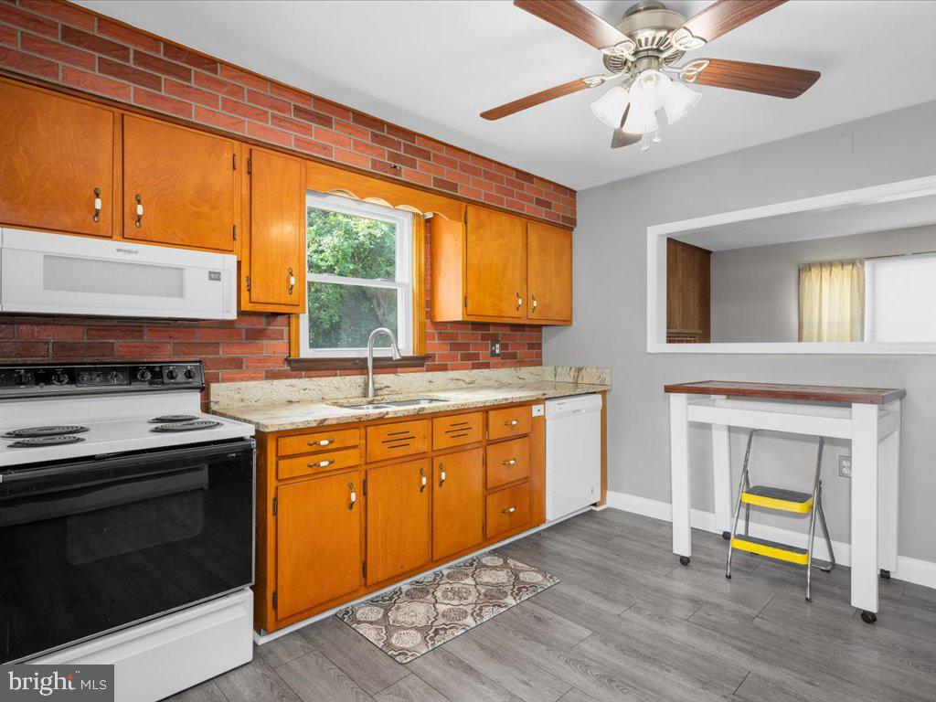 407 Sycamore Road Linthicum Heights, MD 21090 - Photo 10 of 36 Gallery Image 10
