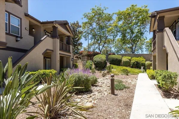 $3,748 | 16916 Hutchins Landing, Unit 69, San Diego, CA 92127