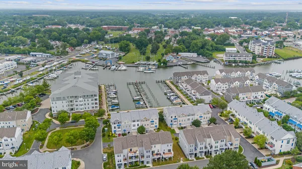 $269,000 | 317 Shipyard Drive, Unit 67, Cambridge, MD 21613