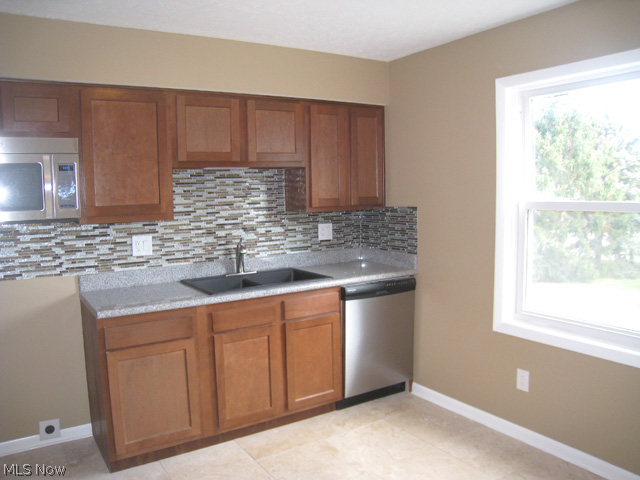 7079 State Road Parma, OH 44134 - Photo 5 of 14