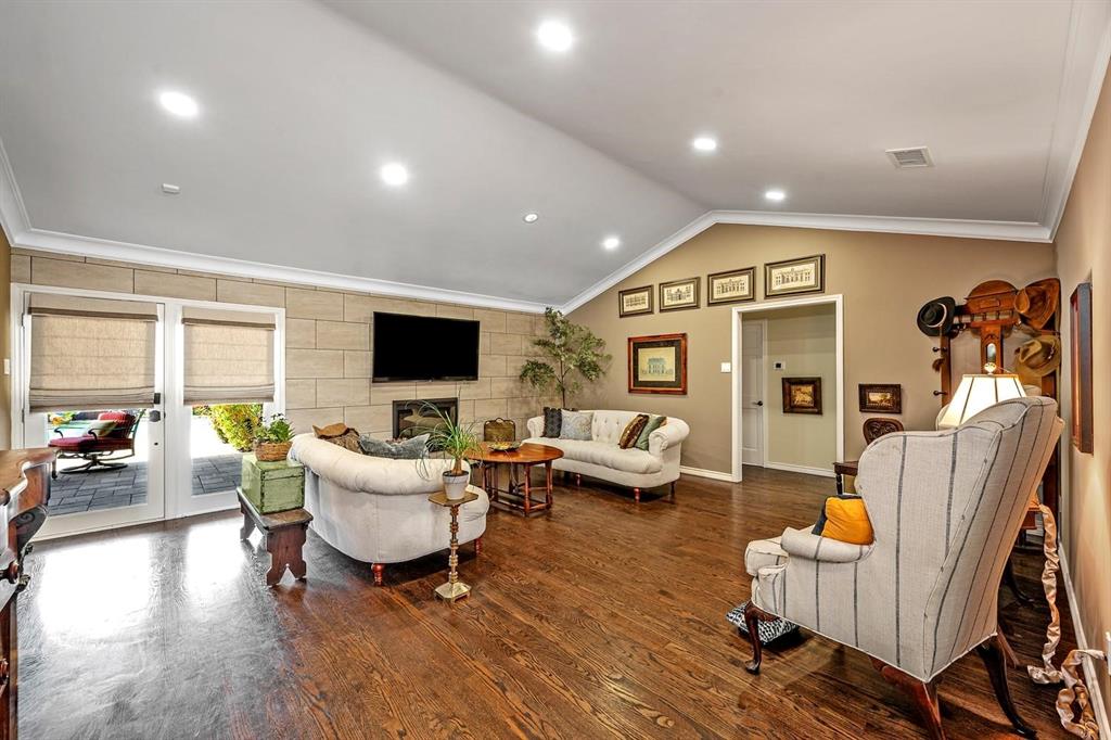 7240 Hunters Ridge Drive Dallas, TX 75248 - Photo 24 of 40