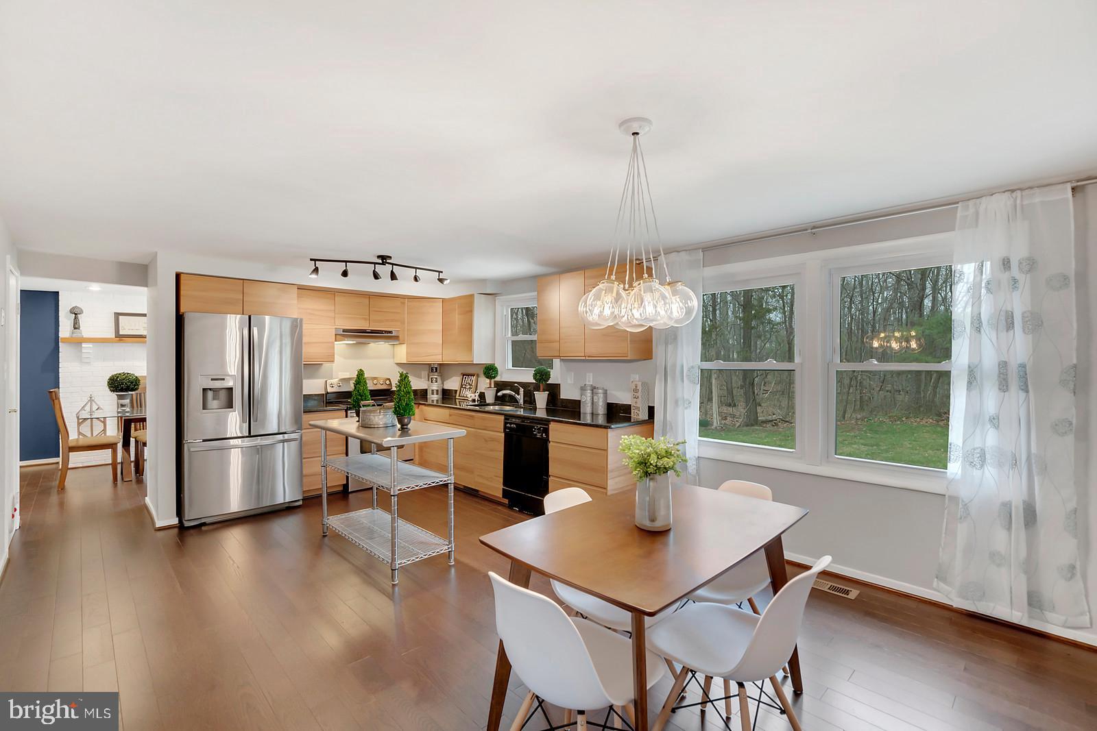 12273 Angel Wing Court Reston, VA 20191 - Photo 13 of 44