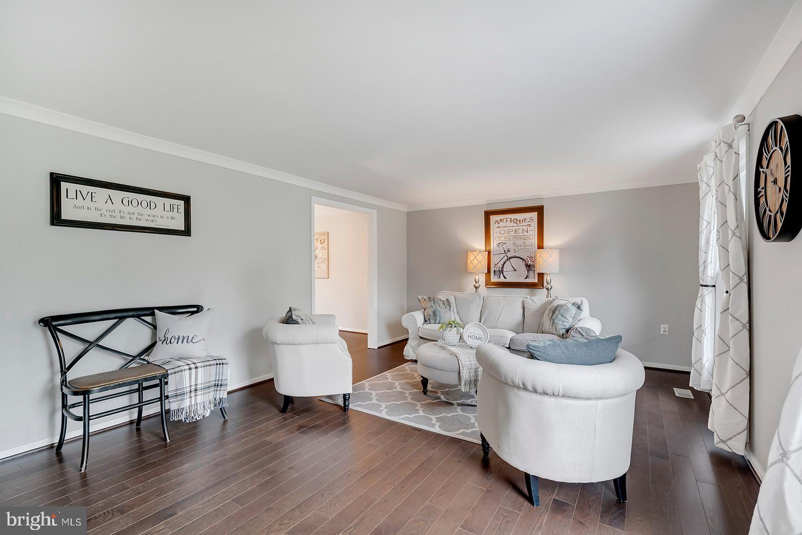 12273 Angel Wing Court Reston, VA 20191 - Photo 7 of 44
