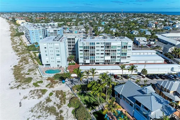 $769,000 | 5200 Gulf Drive, Unit 107, Holmes Beach, FL 34217