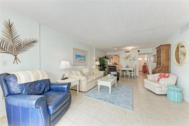 $799,999 | 5200 Gulf Drive, Unit 107, Holmes Beach, FL 34217