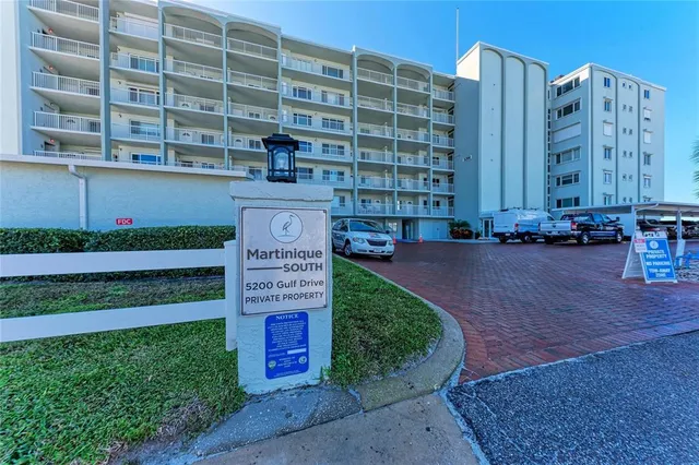 $799,999 | 5200 Gulf Drive, Unit 107, Holmes Beach, FL 34217
