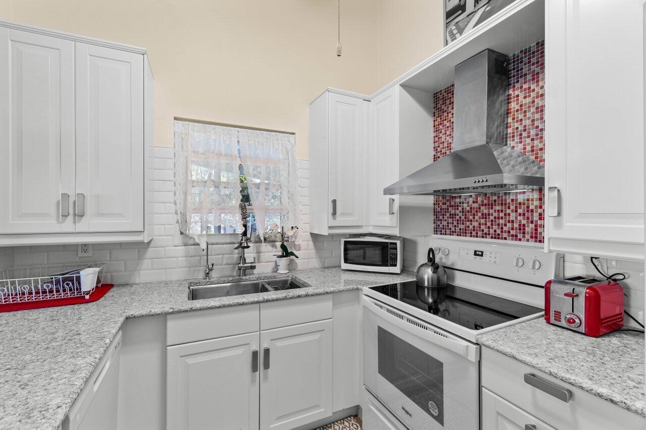 22525 Swordfish Drive Boca Raton, FL 33428 - Photo 15 of 41 015-22525SwordfishDrive-BocaRaton-FL-334