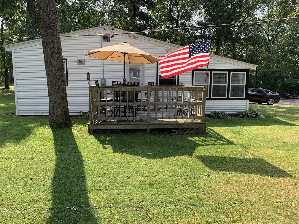 59095 Pine Grove Road Colon, MI 49040 - Photo 2 of 20 Cottagesale2