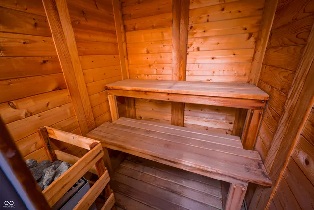 $539,703 | 1929 Willow Bend Court, Avon, IN 46123