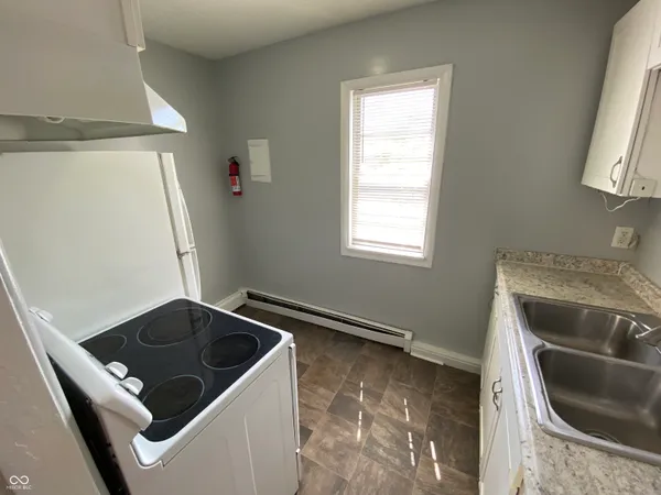 $850 | 4 North Butler Avenue, Unit 11, Indianapolis, IN 46219