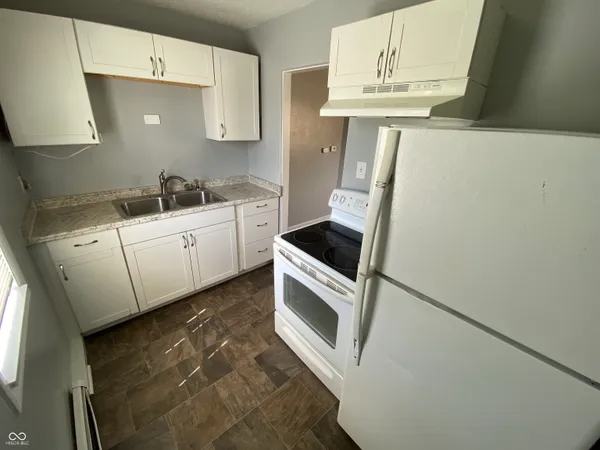 $850 | 4 North Butler Avenue, Unit 11, Indianapolis, IN 46219