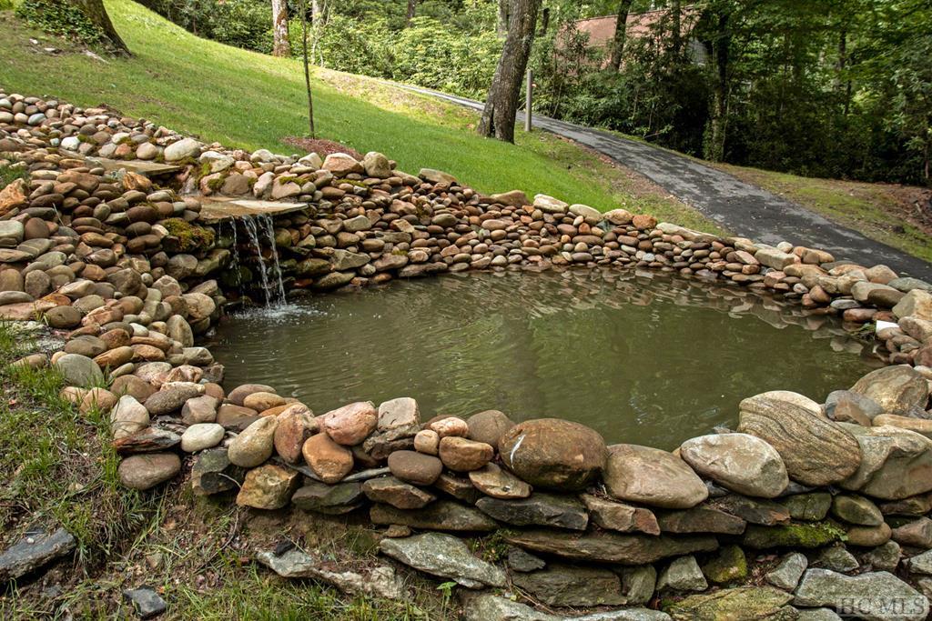 546 Franklin Road Highlands, NC 28741 - Photo 26 of 32 Gallery Image 26
