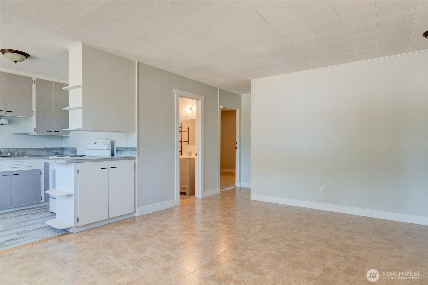 3100 Taylor Road, Unit 15 Oak Harbor, WA 98277 - Photo 11 of 38