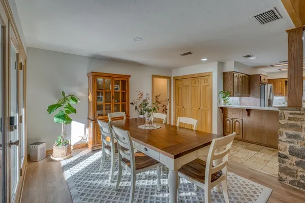 $499,000 | 402 Meadowlakes Drive, Meadowlakes, TX 78654