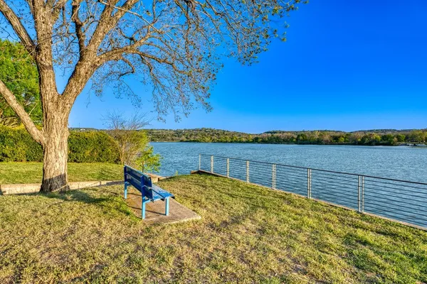 $499,000 | 402 Meadowlakes Drive, Meadowlakes, TX 78654