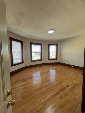 $1,350 | 28 Cleveland Avenue, Unit 6, Brockton, MA 02301